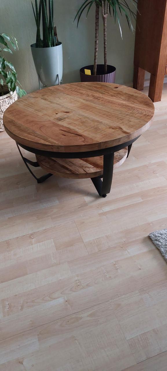 Mooie salontafel,rond van mangohout