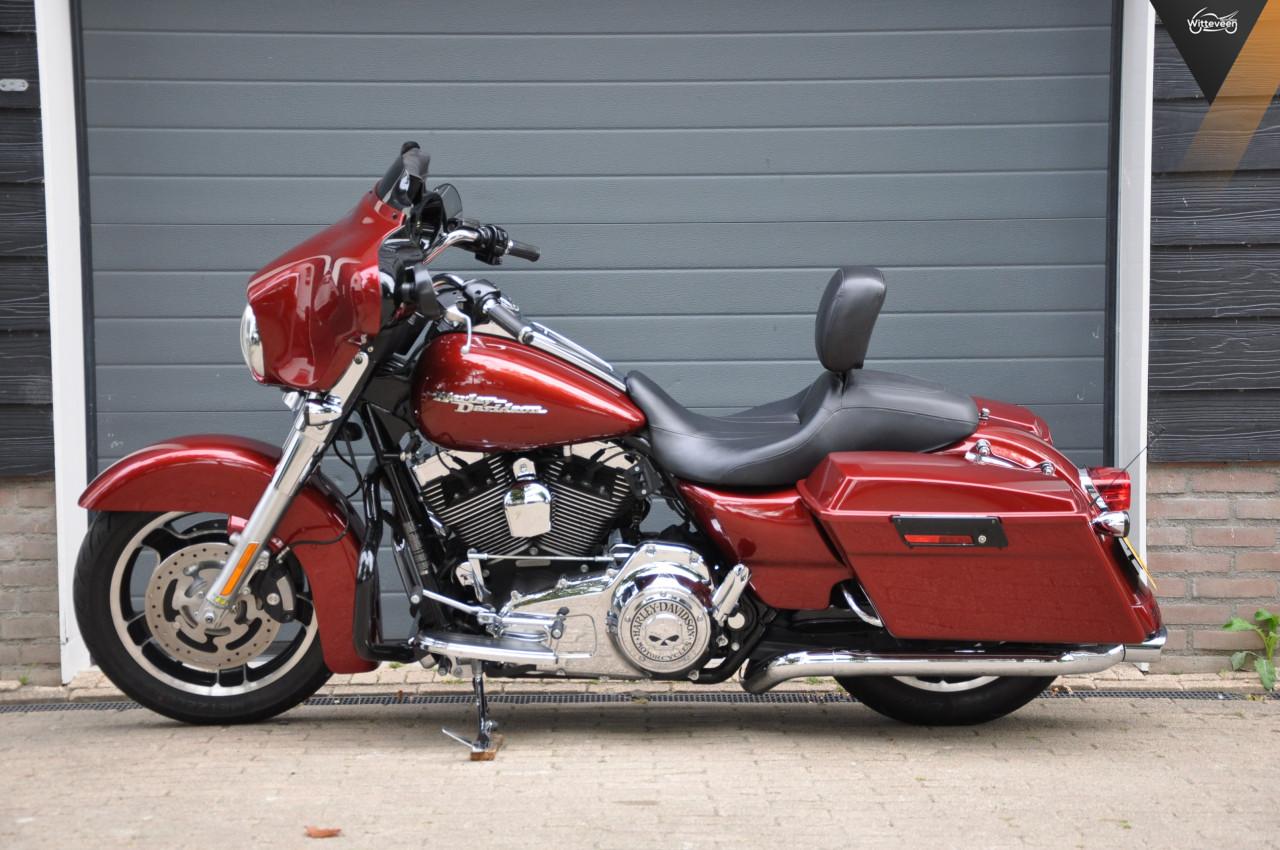 Harley Davidson FLHX Street Glide 96 Mooie motor!