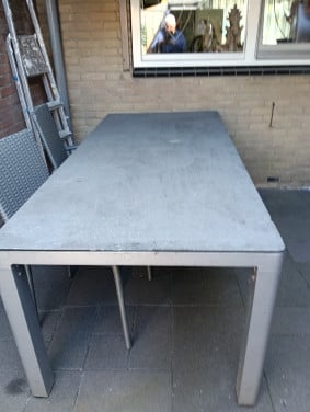 Grote tuin tafel