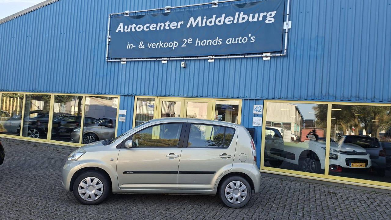 Daihatsu SIRION 2 1.3 16v Comfort 5drs AUTOMAAT 2005 airco 44.000km !!