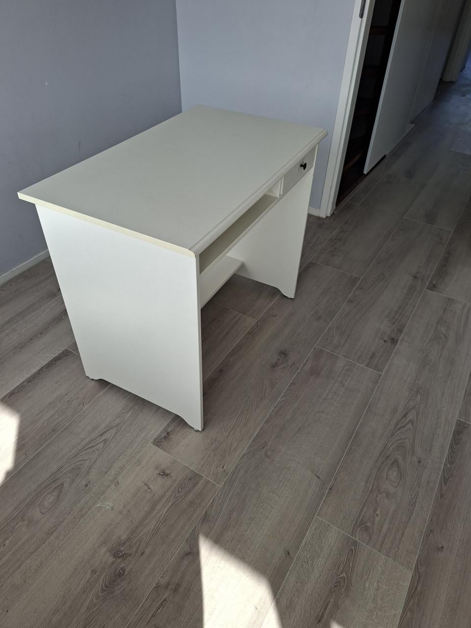 Ikea kinder bureau