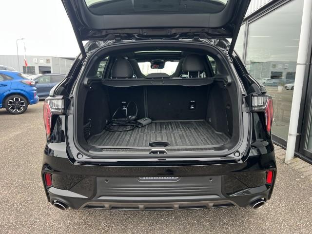 Lynk & Co 01 1.5 261pk phev 7dcth , black edition , panodak , adaptive cc ,