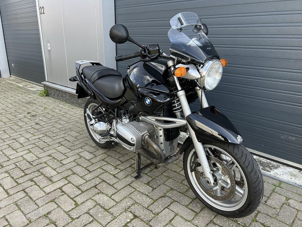 Degelijke BMW R1150R uit 2003 met ABS, 75 dkm, nieuwe koppeling €2250,-