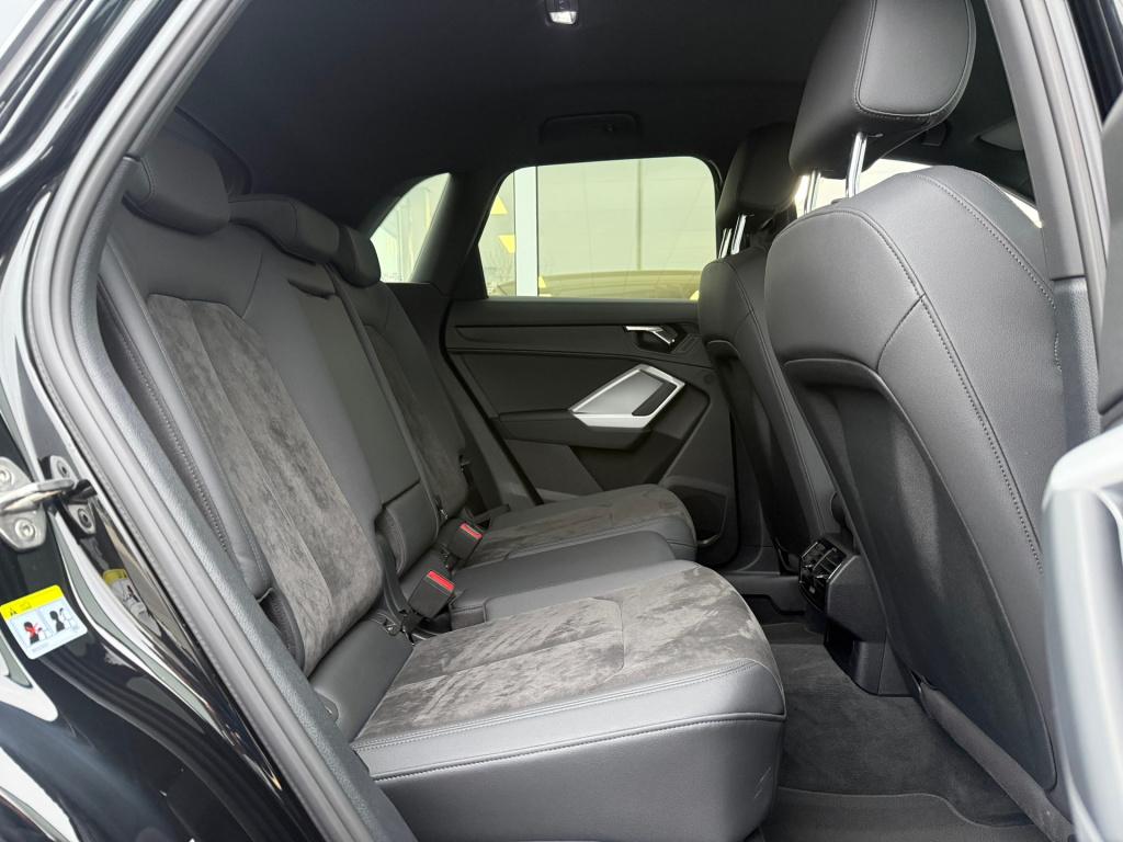 Audi Q3 45 tfsi e s edition