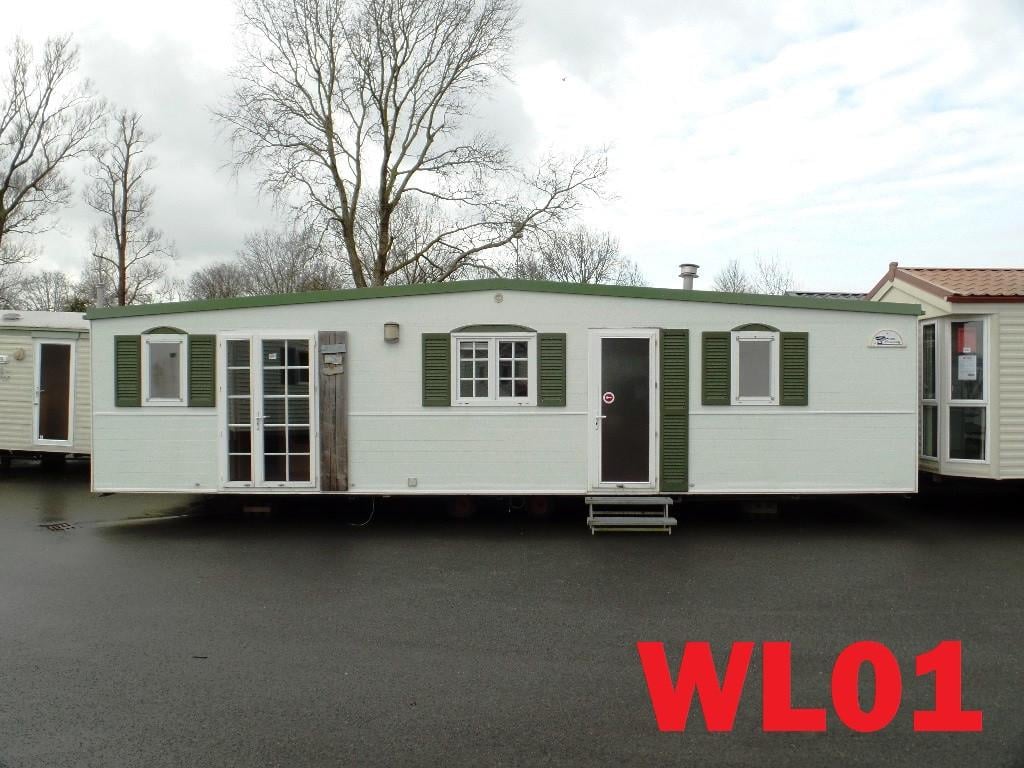 Diverse stacaravans en chalets met middenkamer en 1, 2 of 3 slk te koop