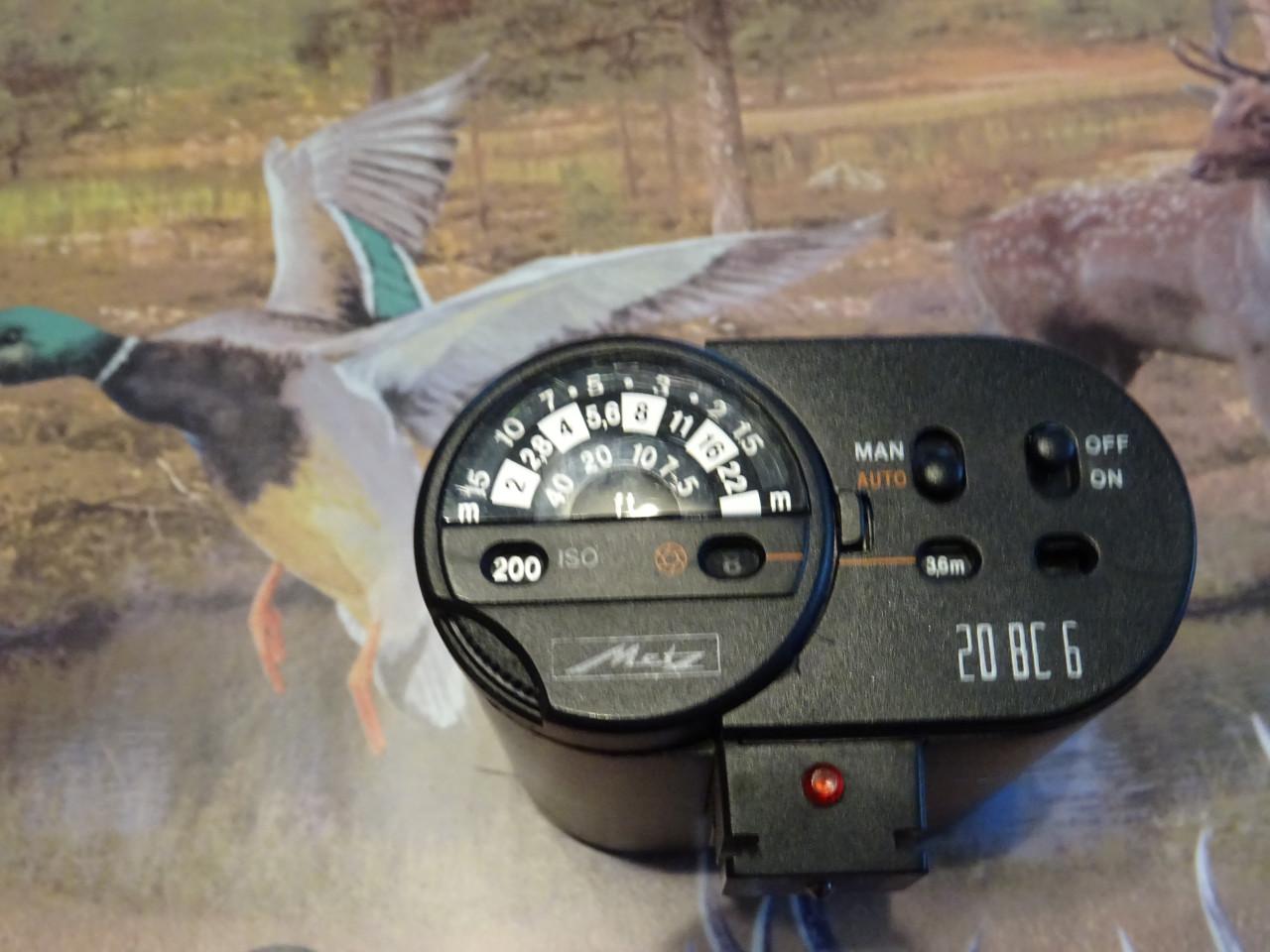 Flitslamp  voor foto toestel ?voor hobby onderdelen en of verzamelaar