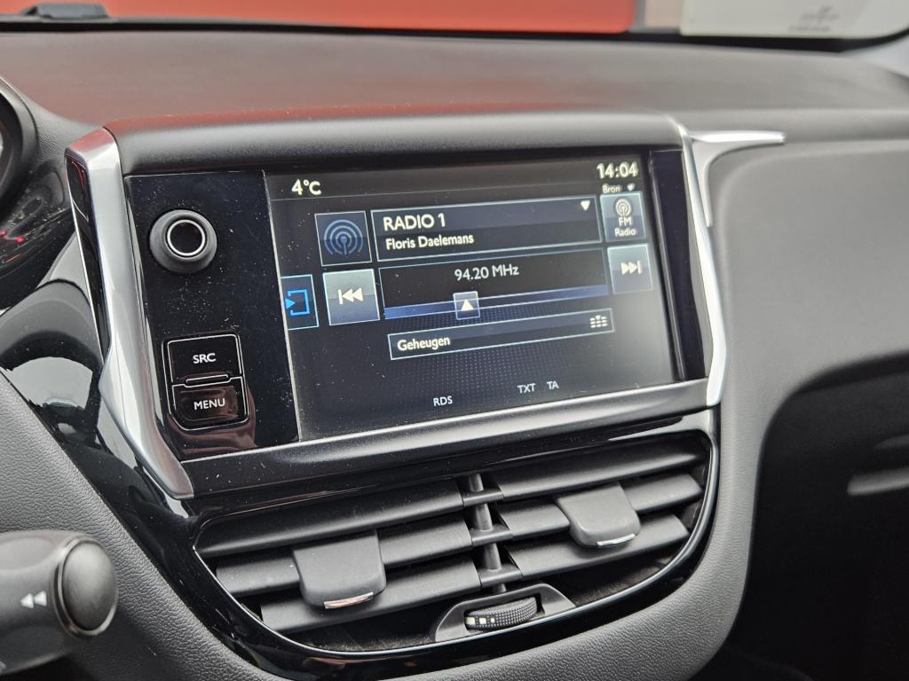 Peugeot 208 1.2 puretech style | cruisec.