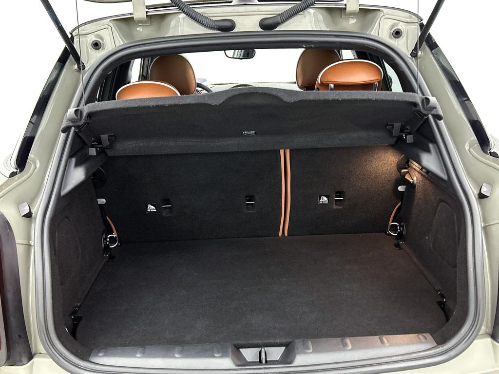 Mini Cooper mini 2.0 hammersmith | harman/kardon audio | schuidak | sfeerve
