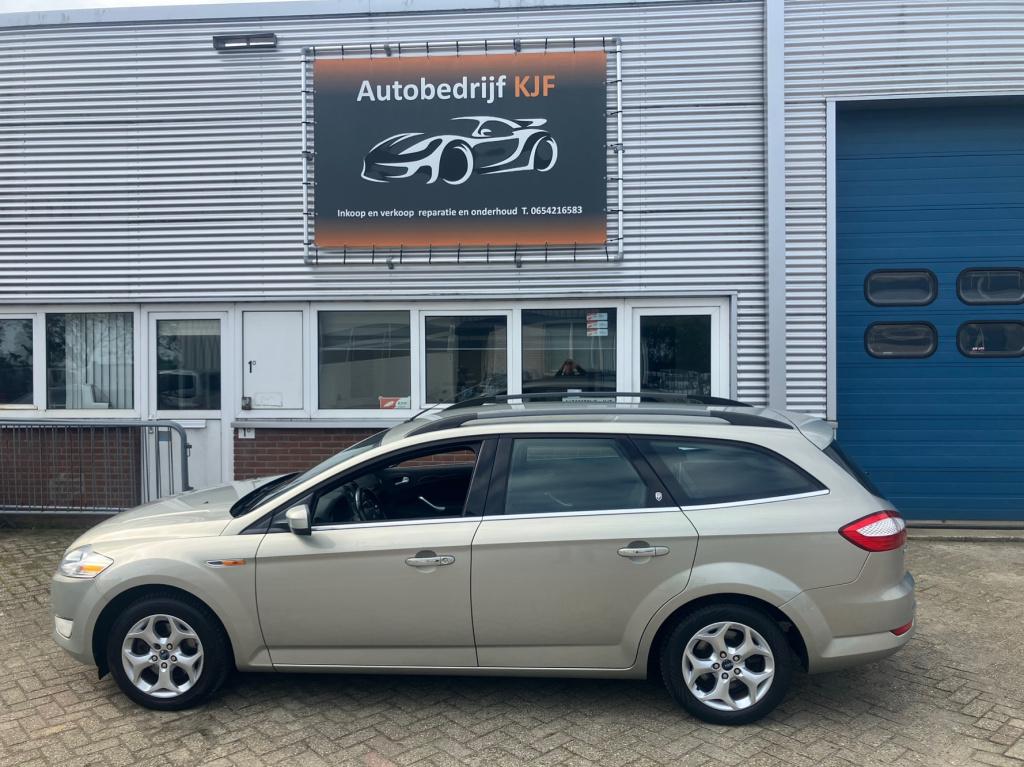 Ford Mondeo wagon 2.3-16v ghia