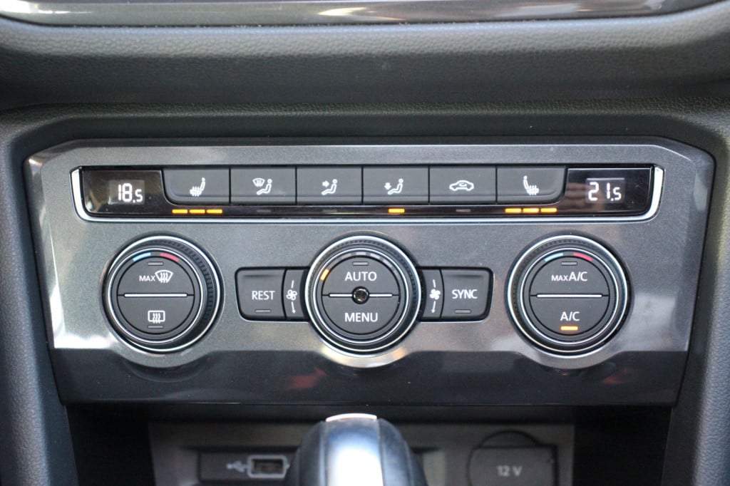 Volkswagen Tiguan Allspace 1.5 tsi highline r-line | pano | leder | 360 cam