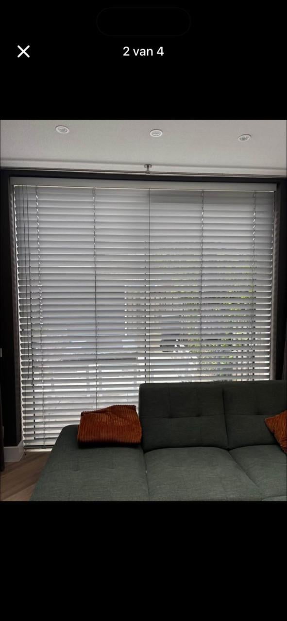 Te Koop: Luxaflex Jaloezie