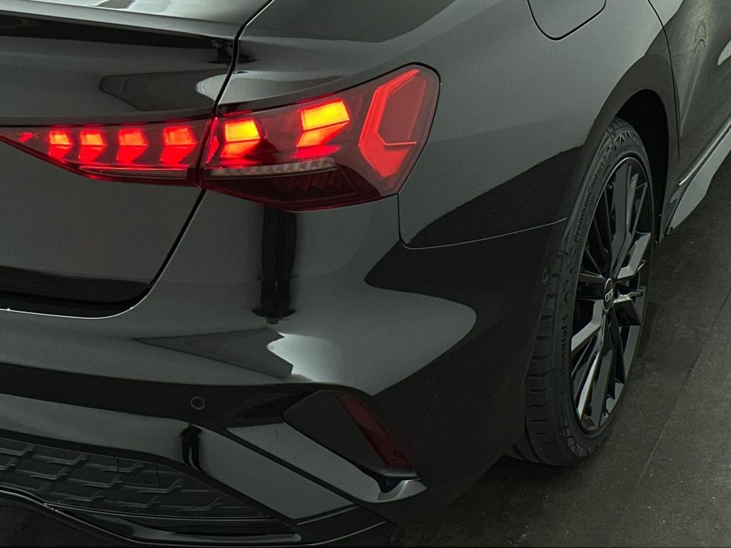 Audi A3 limousine 35 tfsi s edition