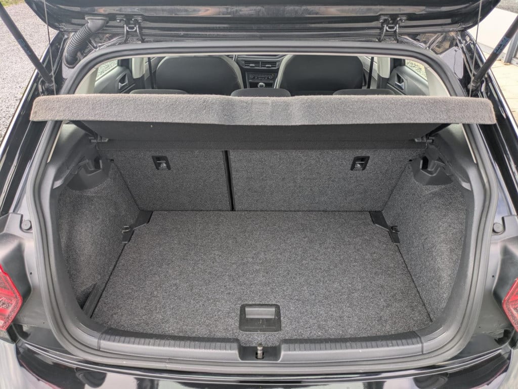 Volkswagen Polo 1.0 tsi highline | adaptieve cruise control | carplay | nav