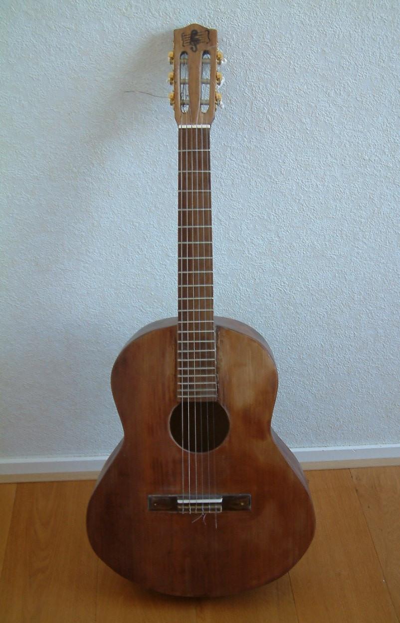 Goede gitaar met mooie bas