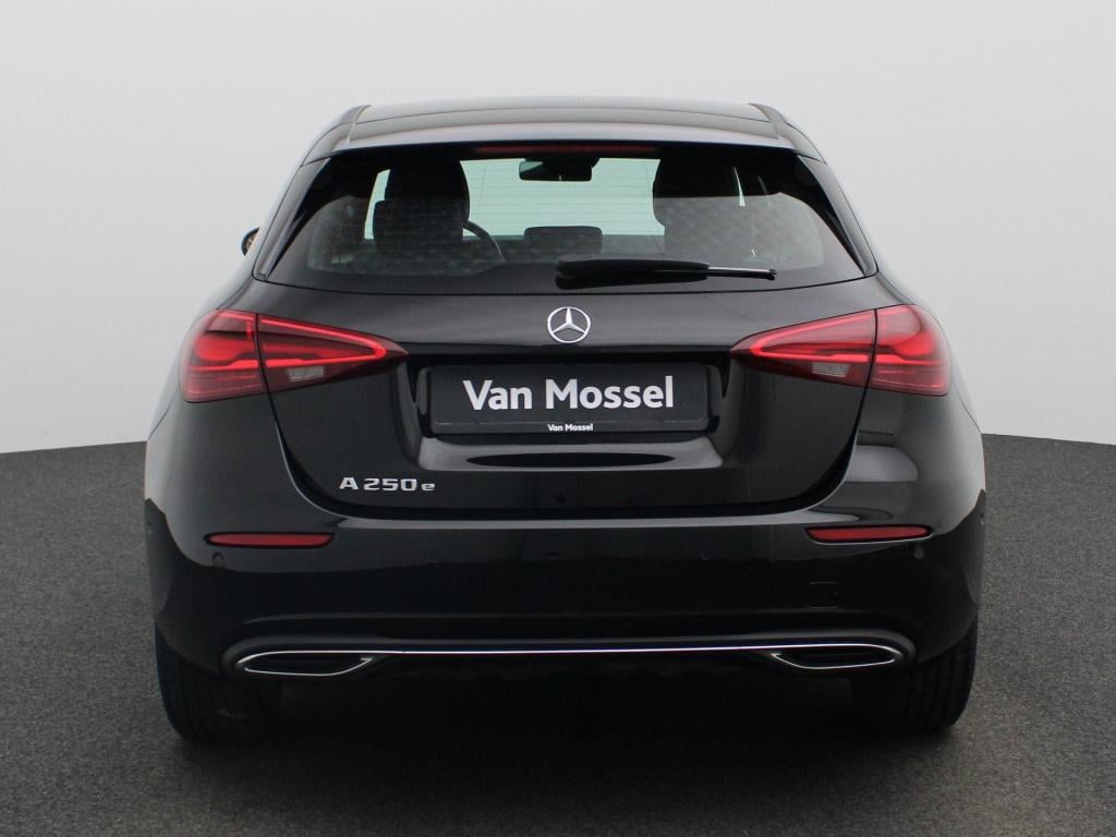 Mercedes-Benz A-Klasse 250 e luxury line | automaat | navigatie | apple car