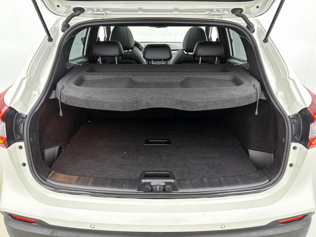 Nissan Qashqai 1.3 dig-t tekna +