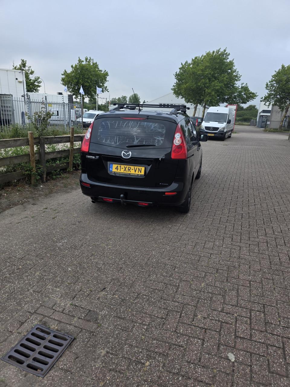 Mazda 5 met 7 personen airco cruise