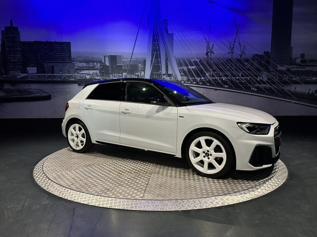 Audi A1 Sportback 30 tfsi s edition *sonos*acc*appconnect*navi*