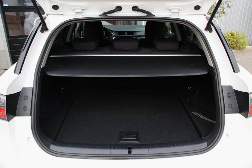 Lexus Ct 200h hybrid - pdc rondom + camera - stoel verw - xenon - parelwit 