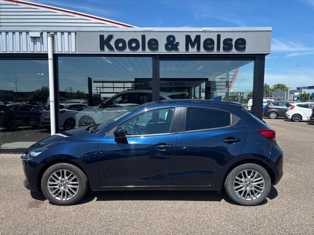 Mazda 2 1.5 skyactiv-g 90pk luxury, carplay