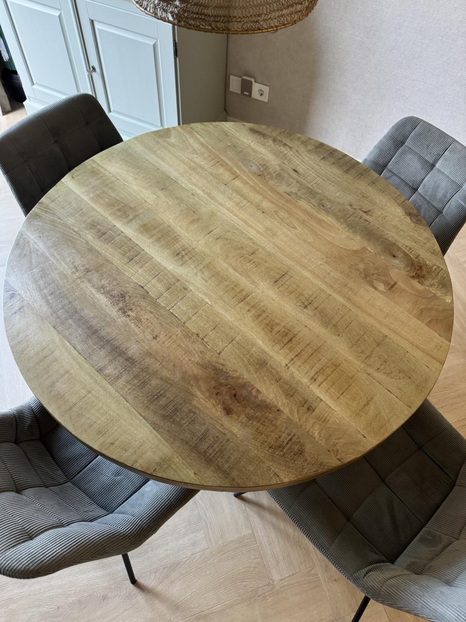 Ronde mango eettafel 110 cm + 4 stoelen