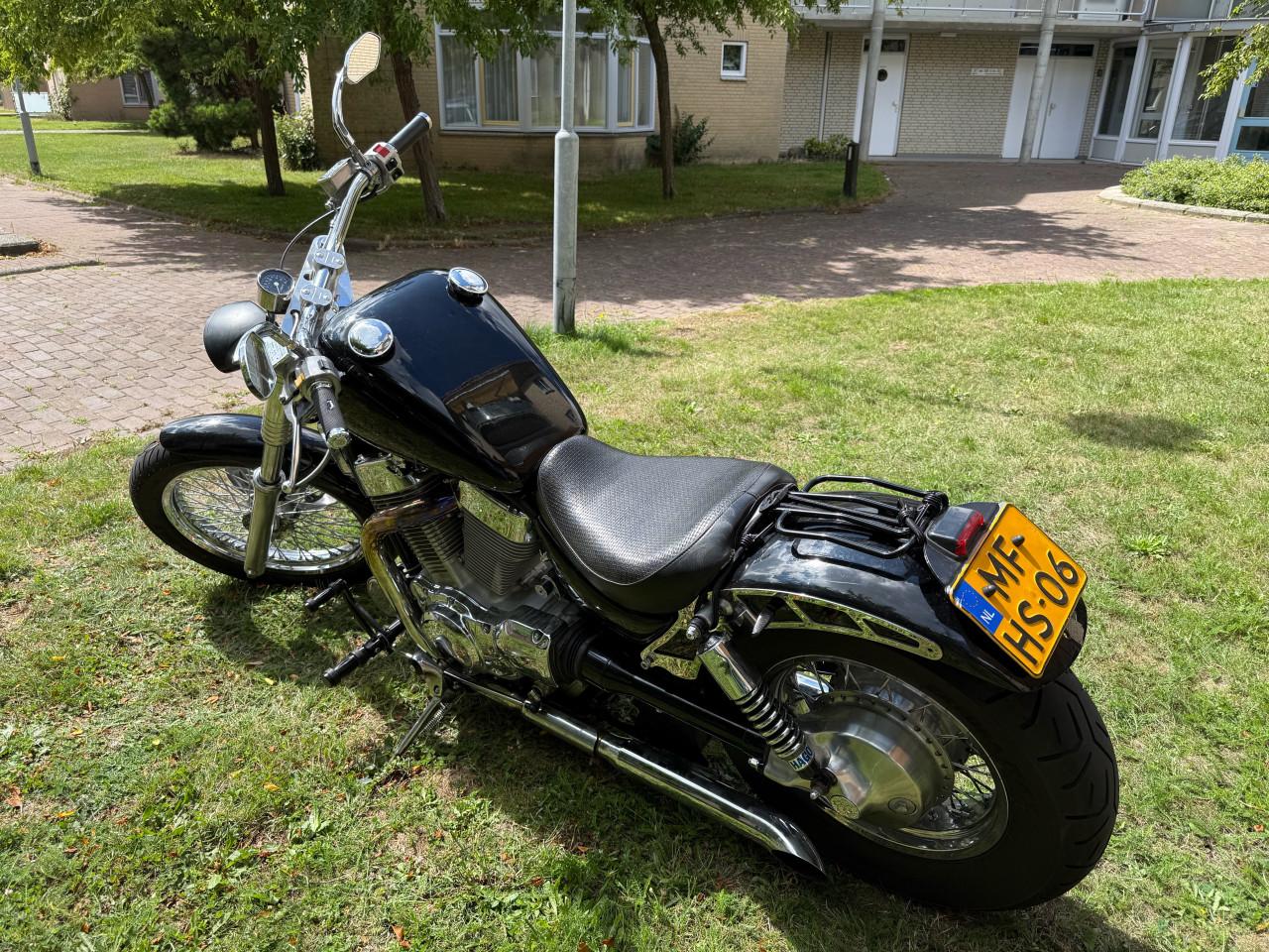 Suzuki Intruder vs1400