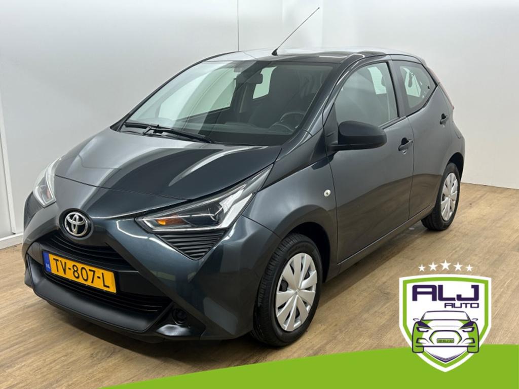Toyota Aygo occasion 1.0 vvt-i x-fun | grijs | tweedehands toyota aygo | ai