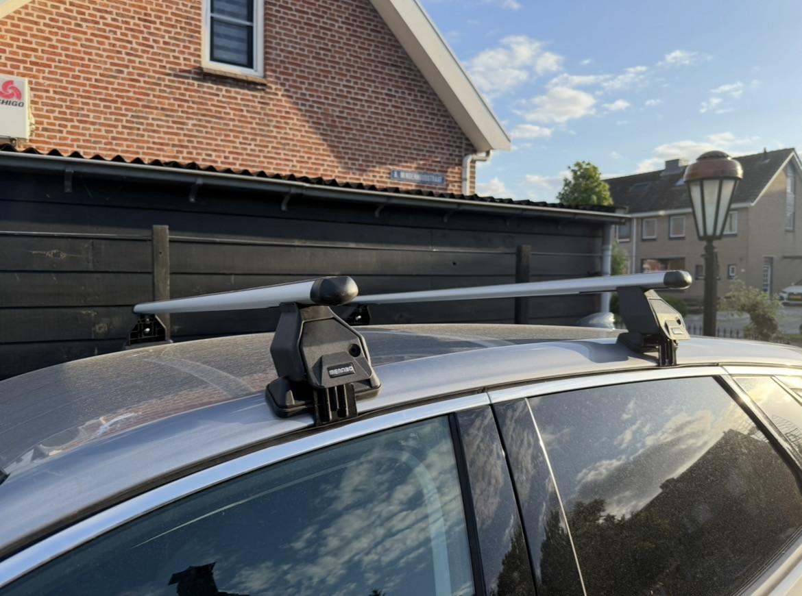 Menabo dakdragers Opel Grandland X – nette staat