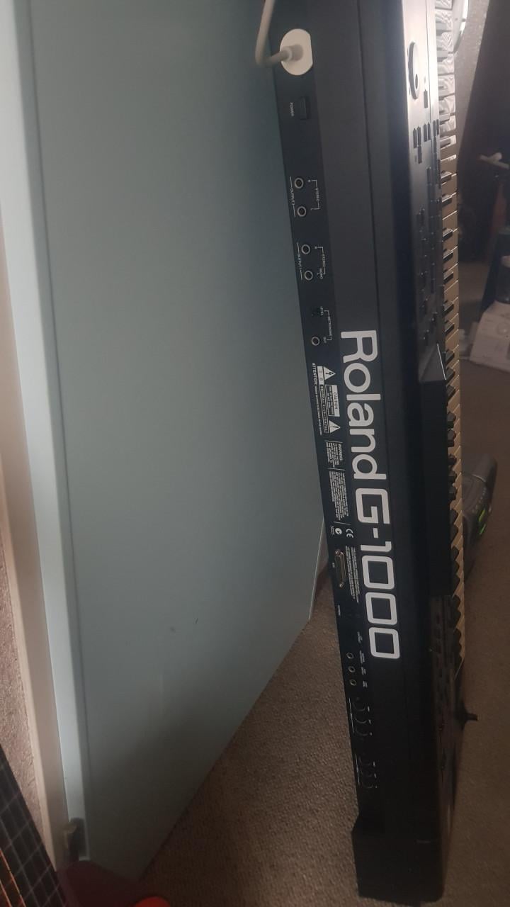Keyboard Roland G-1000