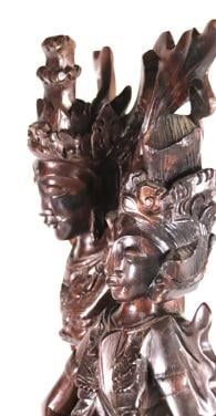 Balinees Beeld van dansend paar ( handgesneden )