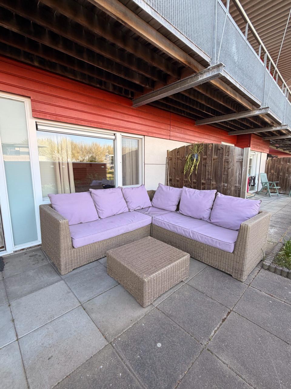 Wicker loungeset hoekbank met hocker