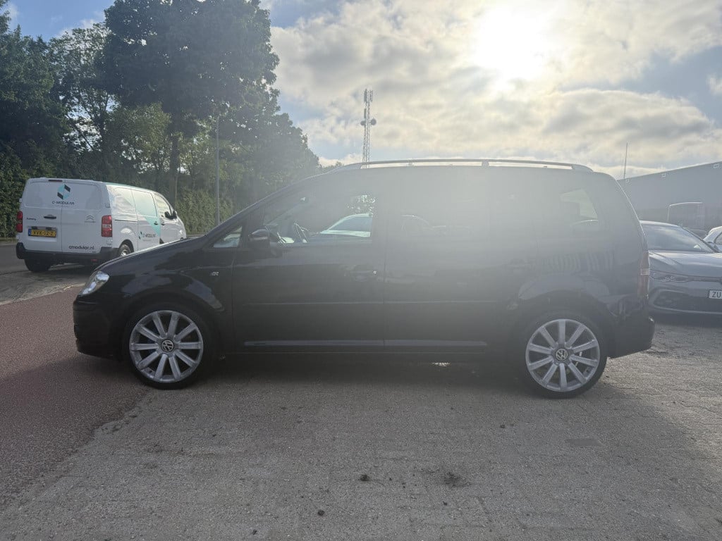 Volkswagen Touran 1.4 tsi highline automaat clima stoelverwarming