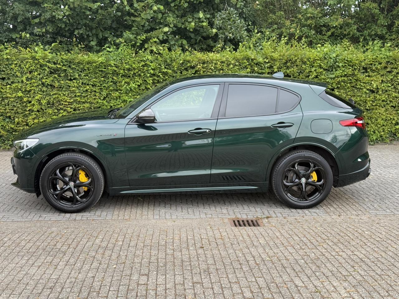 Alfa Romeo Stelvio Veloce TI Q4 Verde Visconti Luxe uitgerust Carbon 280PK