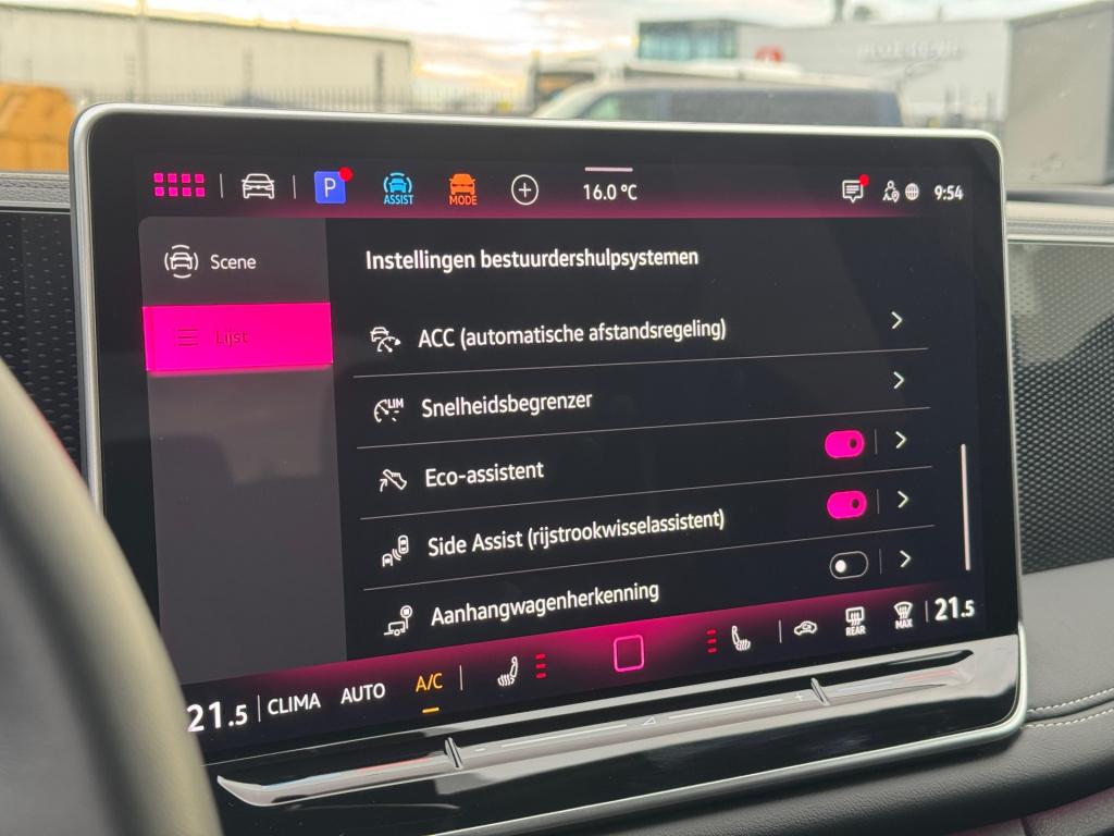 Volkswagen Tiguan 1.5 etsi goal * acc * 360 camera * trekhaak * lane + side