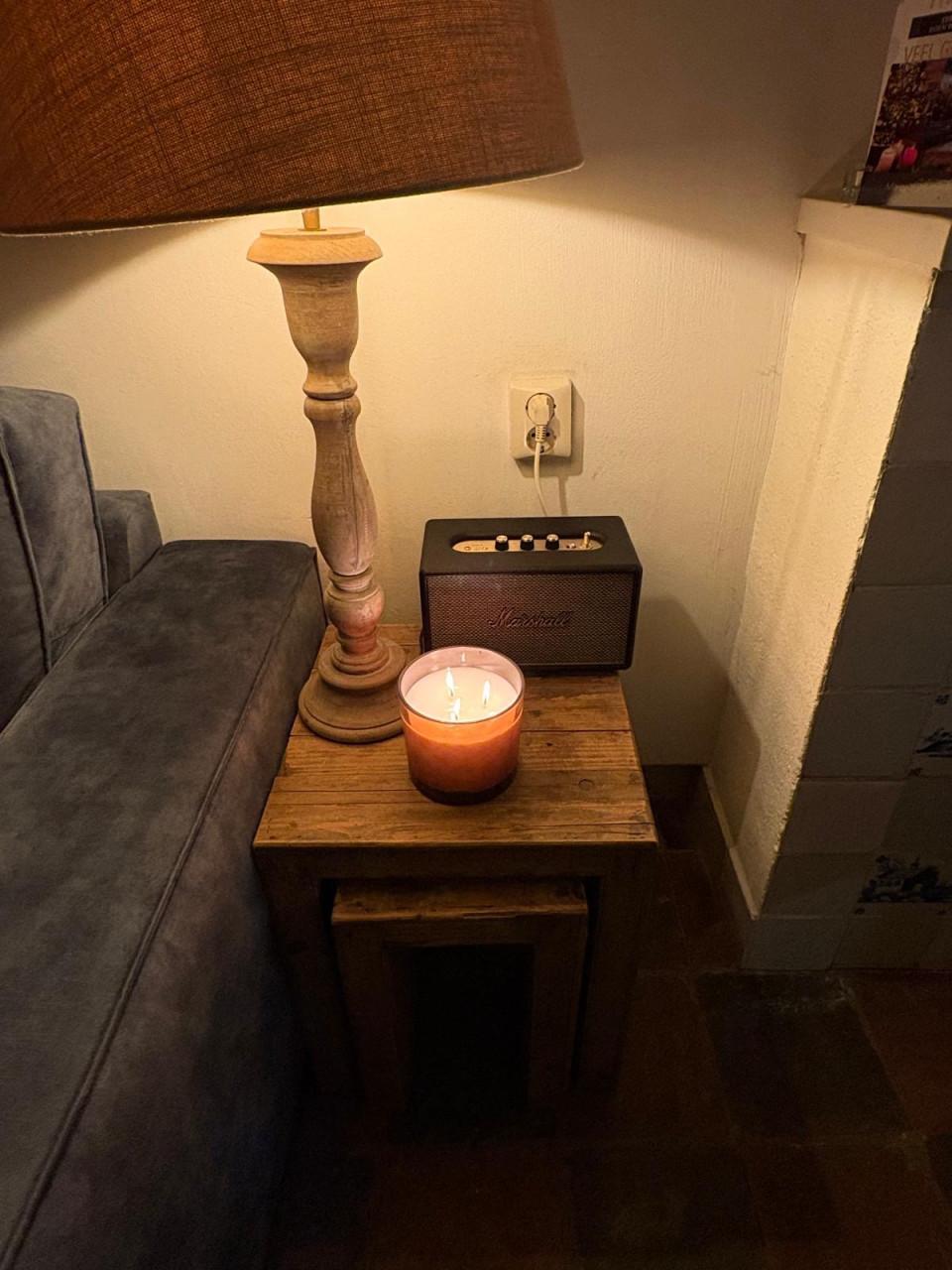 Houten bijzettafel set