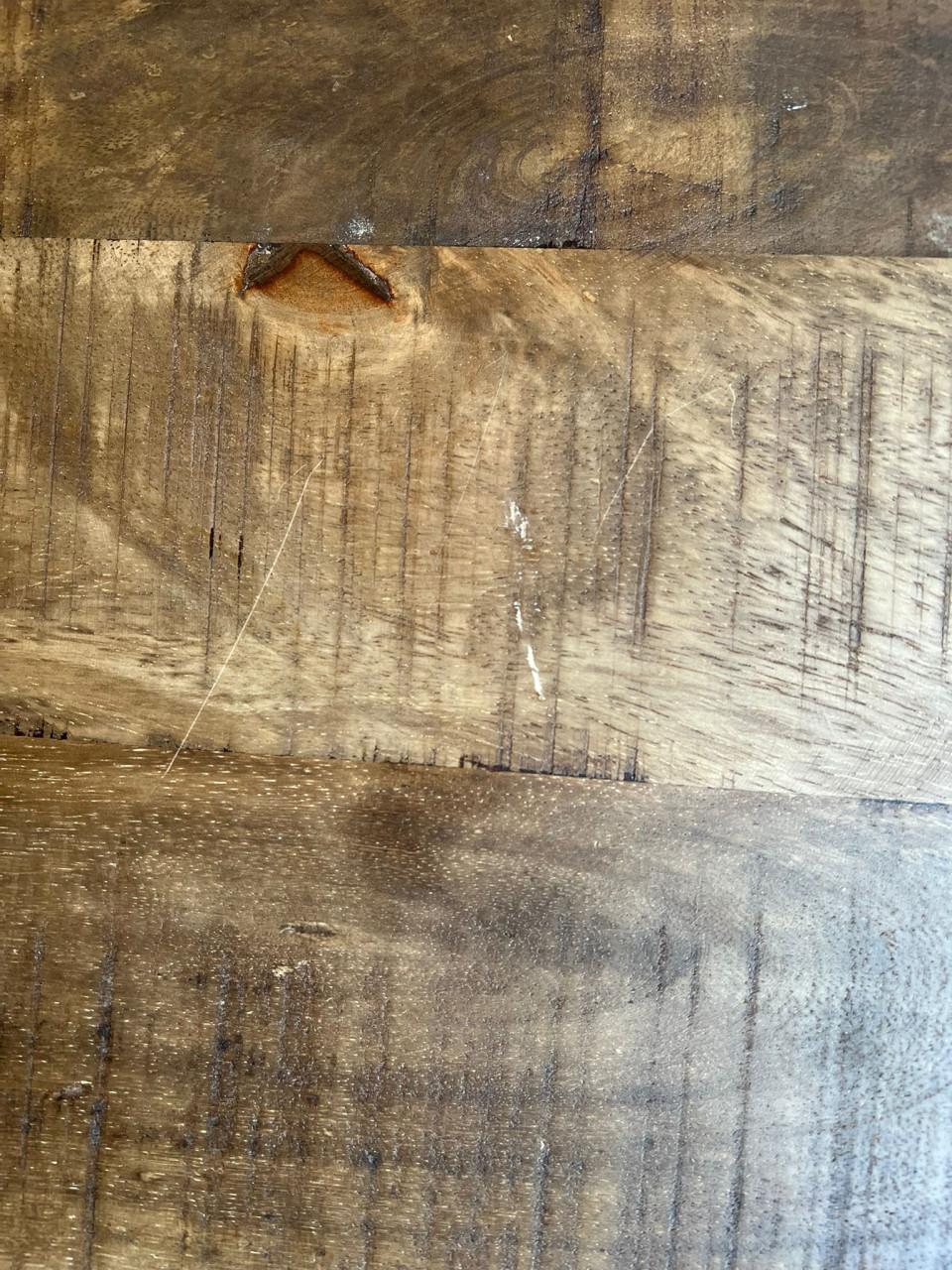 2 Passende Bijzettafeltjes