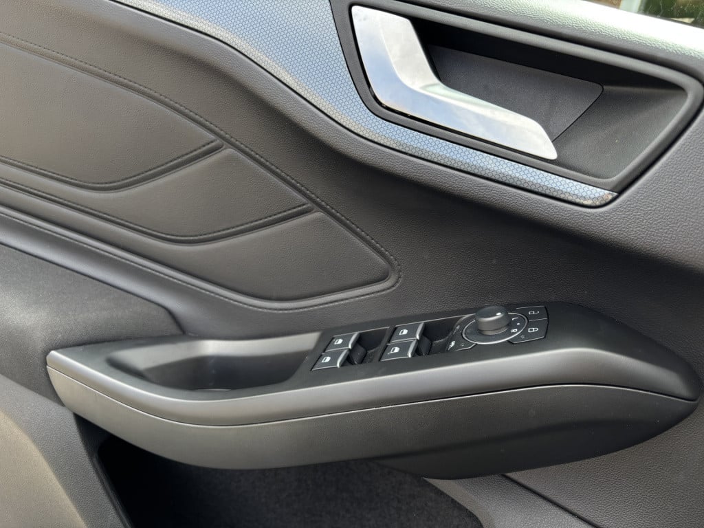 Ford Focus wagon automaat 1.0-115pk ecoboost hybrid active