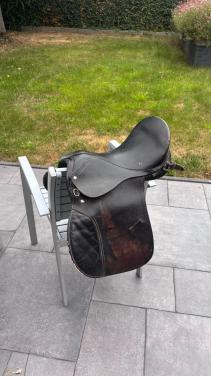 Veelzijdigheids zadel pony (afmetingen in foto)
