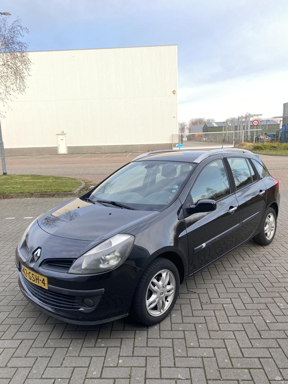 Renault Clio 1.2 TCE 100 Estate 2008 Zwart | 124.448 KM NAP | NIEUWE APK!
