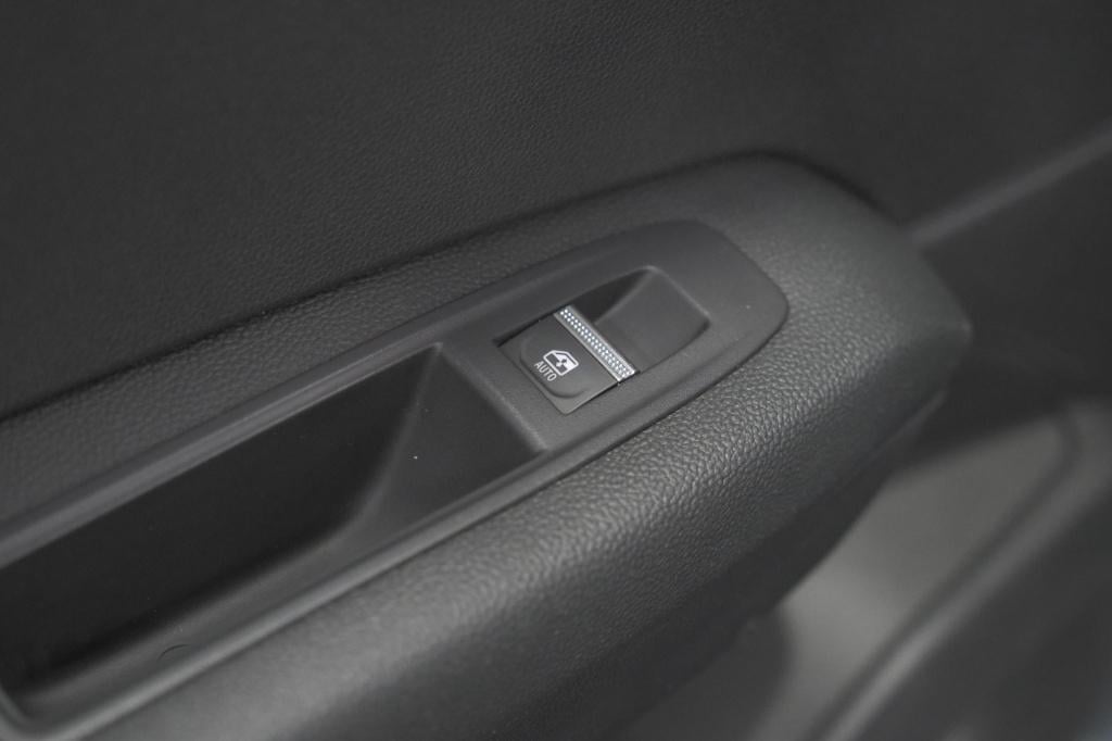 Renault Captur 1.8 e-tech full hybrid 160 techno | adaptieve cruise control