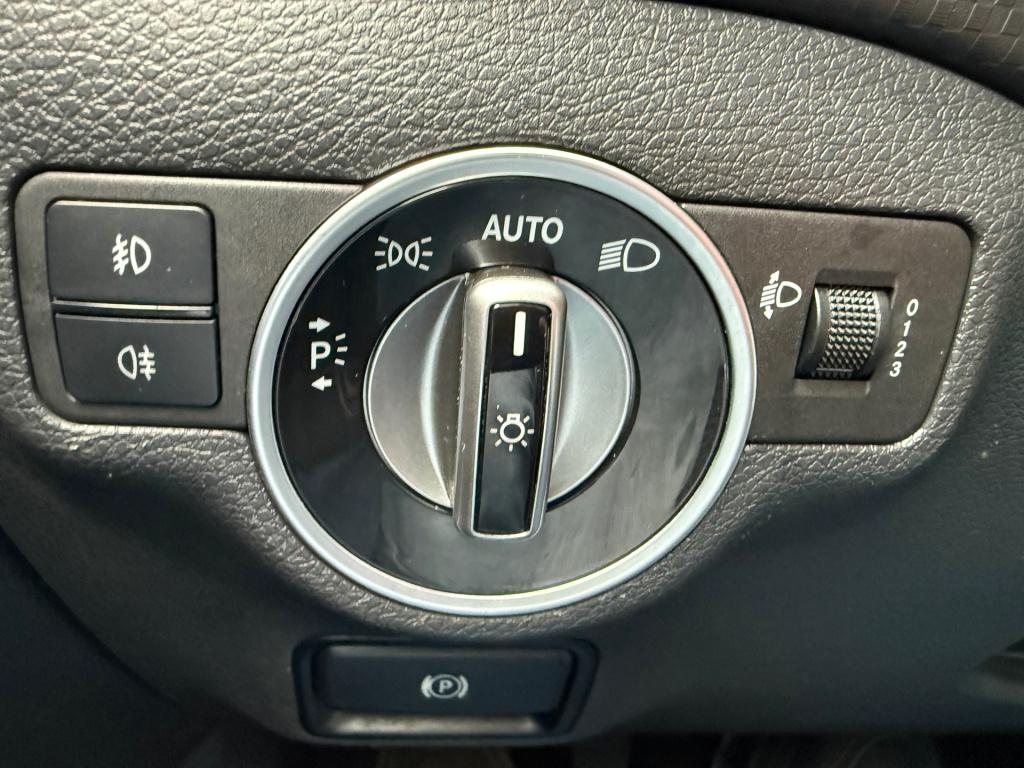 Mercedes-Benz A-Klasse 180 ambition