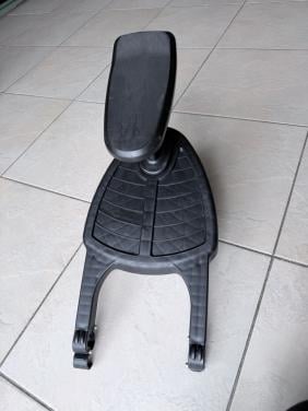 HeppieBabie meerijdplankje met zitje | 2-7 jaar | tot 25 kg | 360° wiel