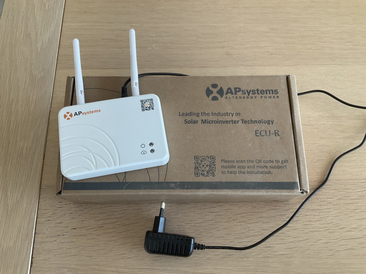 Ecu-r voor APsystems, tot 250 panelen te monitoren