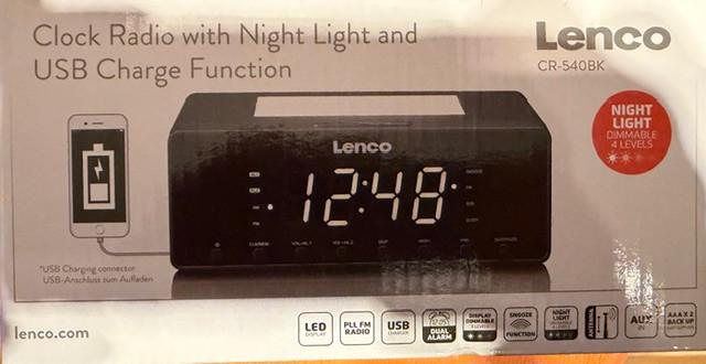 2 stuks nieuwe wekker radio's