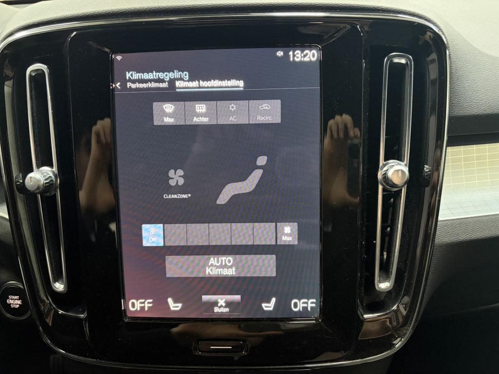 Volvo XC40 1.5 t4 plug-in hybrid plus dark