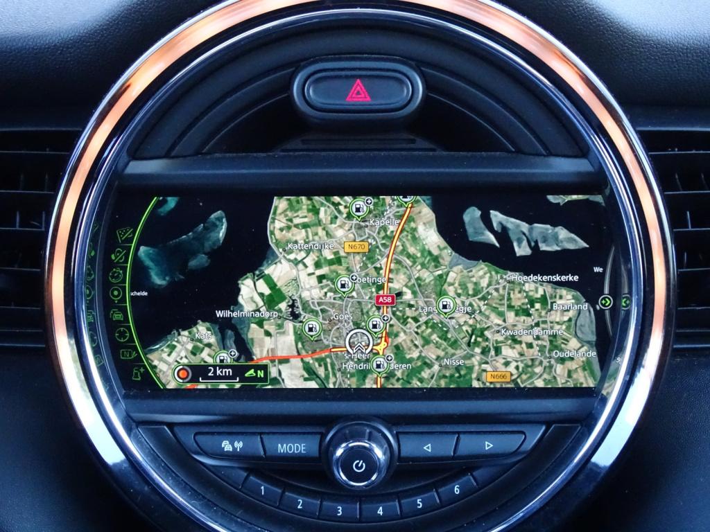 Mini Cooper mini 2.0 sd chili serious business automaat | led | leder | pan