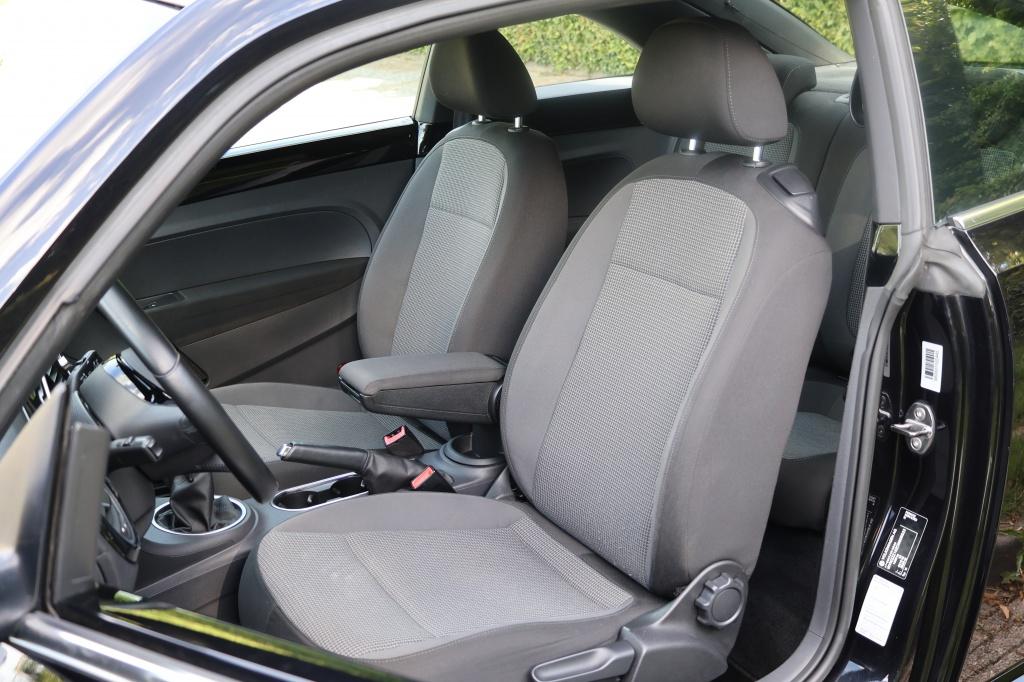 Volkswagen New Beetle 1.2 tsi design | rijklaarprijs| benzine| 12 maanden b