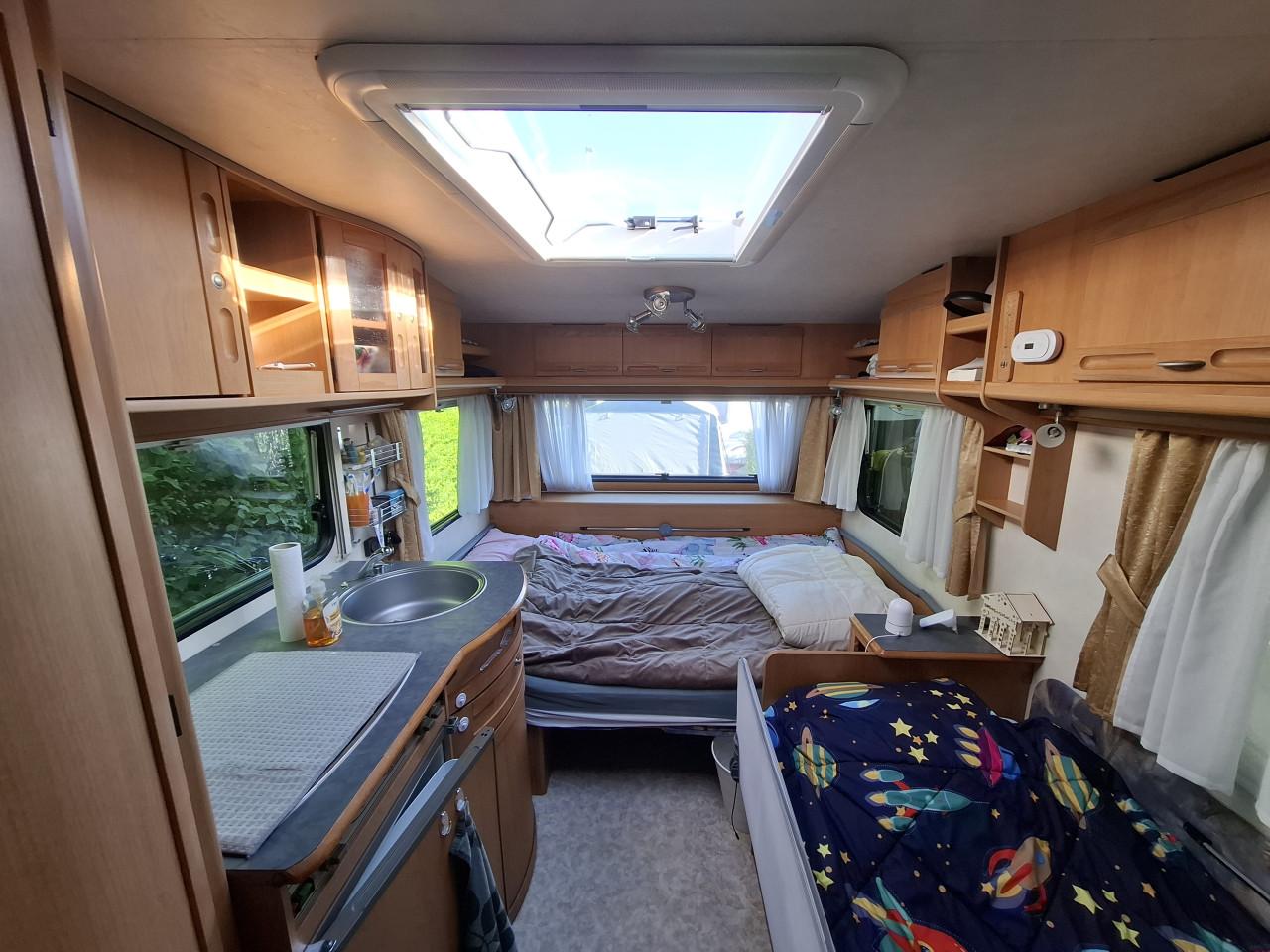 ADRIA Unica 5206 B 502 DK (COMPLETE (SEIZOENS) CARAVAN)