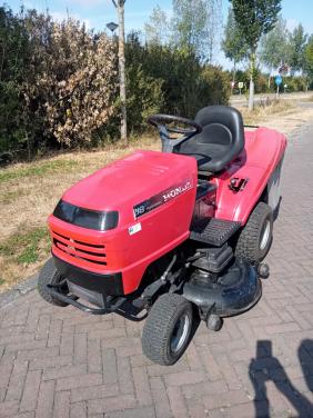 Honda 2218 zitmaaier