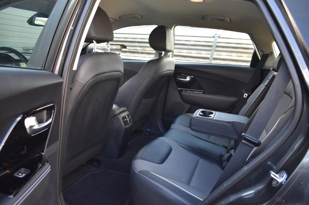 Kia E-niro dynamicplusline 64 kwh soh 100% | apple carplay | camera | nap |